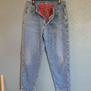 L.L. Bean Men's Light Blue Straight Jeans with Red Plaid Lining 32 30